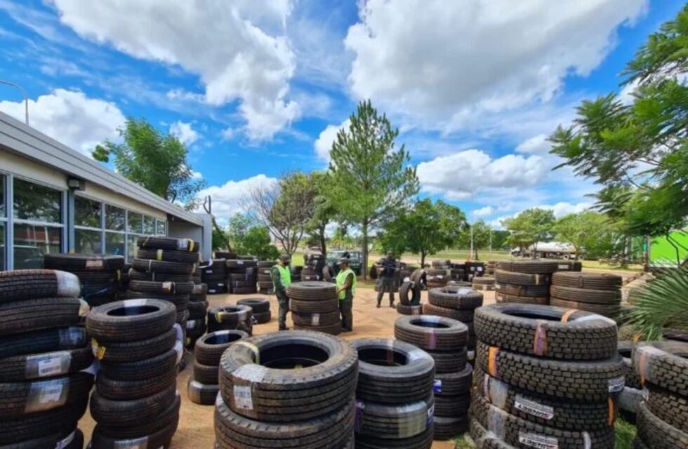 Incautan neumáticos de contrabando en Posadas