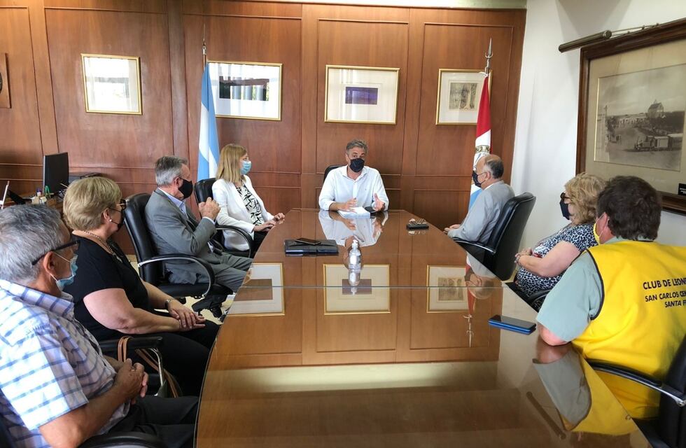 Luis Castellano recibió al Gobernador del Distrito 2 del Club de Leones
