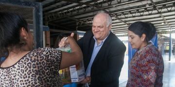 Alimentos para quienes más lo necesitan: Masso supervisa distribución en Tafí Viejo.