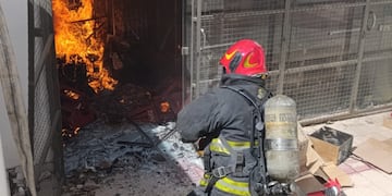 Incendio en reconocido supermercado de Córdoba.