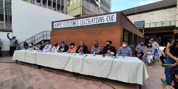 Debate de candidatos en el Colegio Universitario Central (CUC).