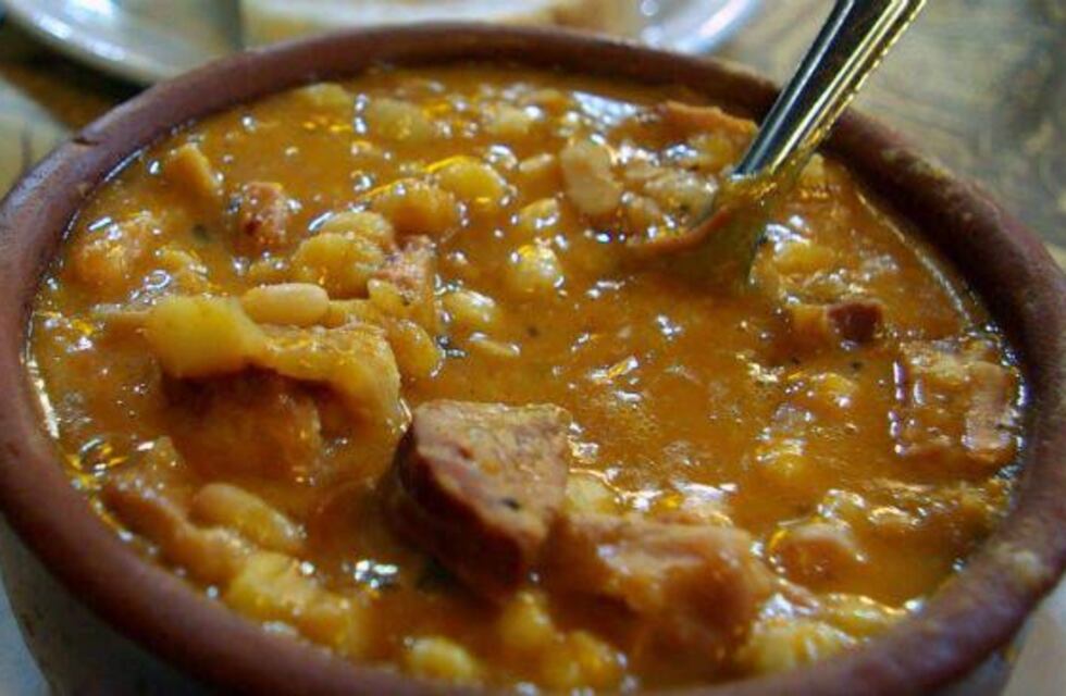 Municipio entrerriano organizó un concurso de locro para el 25 de mayo