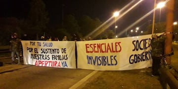 Dueños de gimnasios reclaman que los dejen abrir.