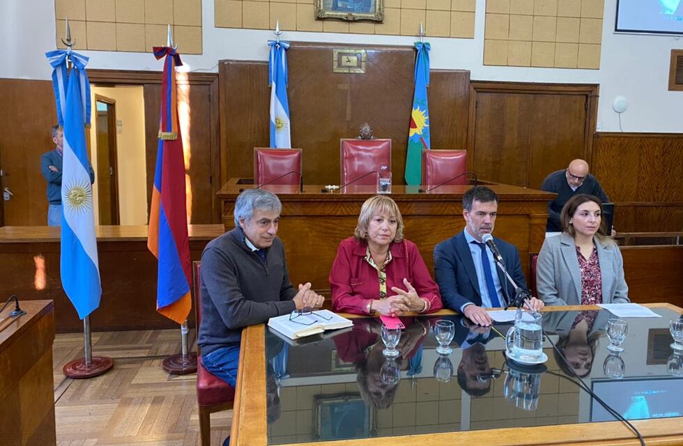 Se conmemoró el 107º aniversario del inicio del Genocidio Armenio