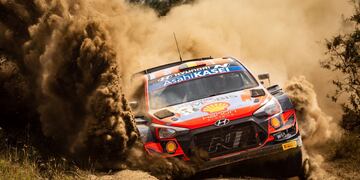 Neuville busca la victoria en el Safari de Kenia.