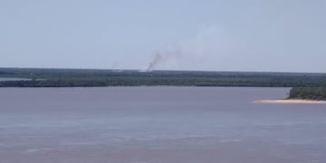 Ambientalistas insisten en la sanción de una normativa para prevenir la quema en suelo entrerriano y otras regiones similares. (@augustosaracco)