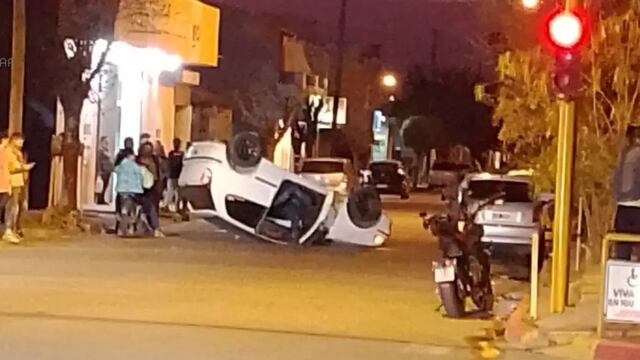 Volcó un vehículo en Arroyito