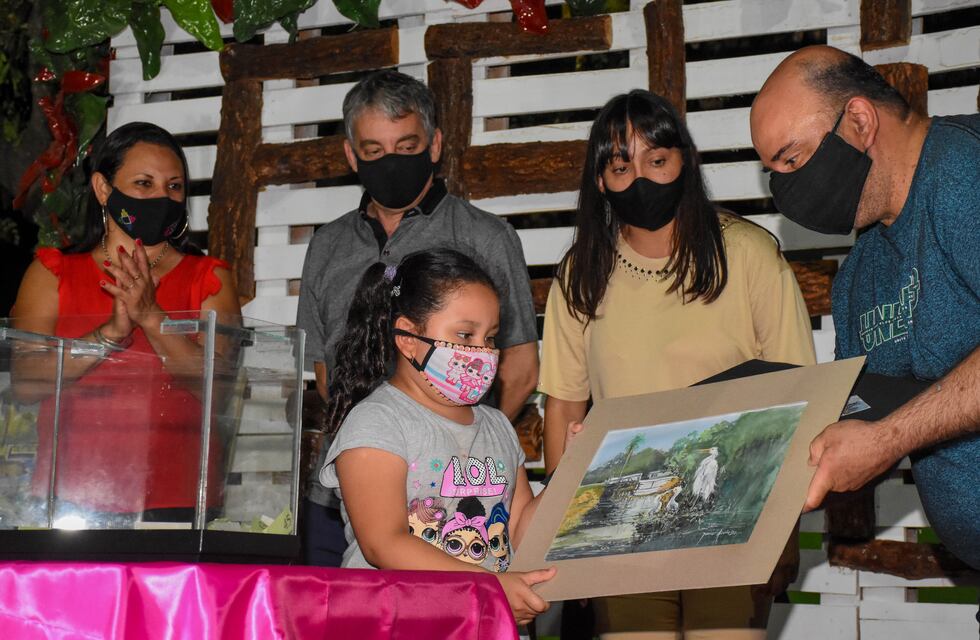 Con premios y espectáculos al aire libre, se realizó la Expo Eco Navidad en Resistencia