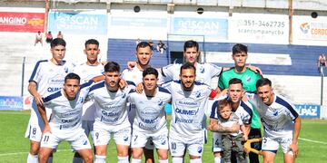 General Paz Juniors goleó a San Lorenzo y se metió en la final tres fechas antes.