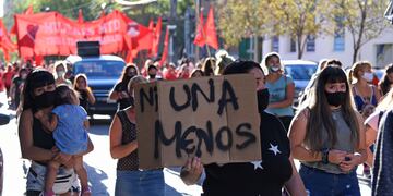 Trabajadores del servicio de Violencia Familiar de la Provincia de Neuquén denuncian falta de personal e insumos.