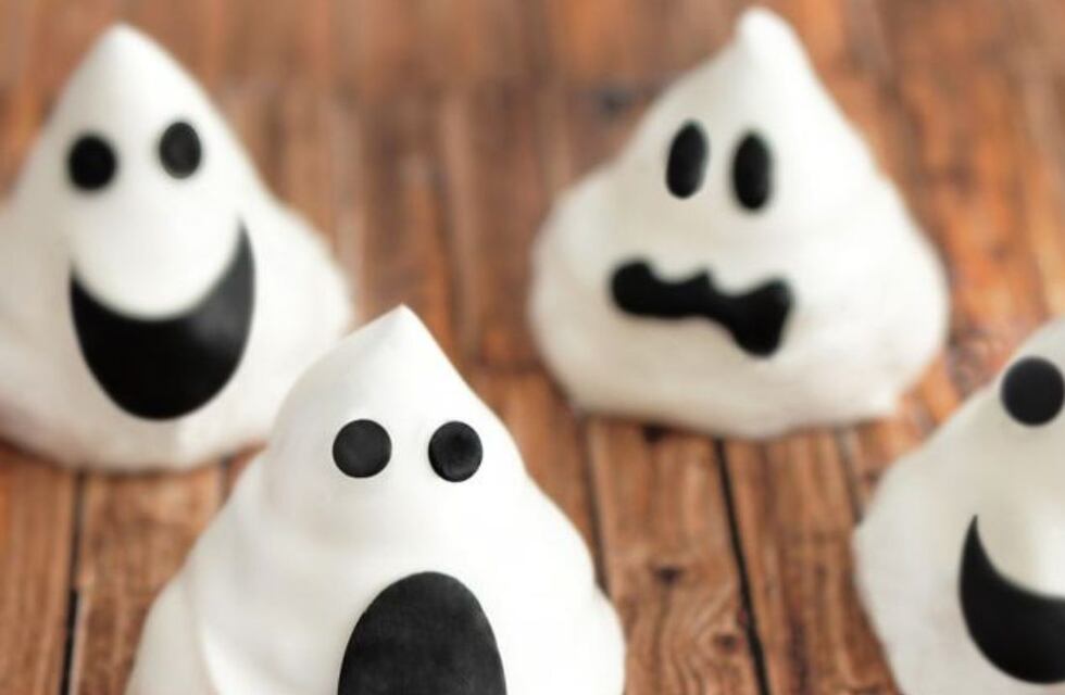 Felipe Colombo se animó a la cocina de Juana Viale y preparó un postre express para Halloween