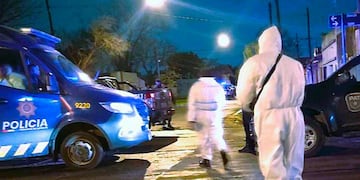 La Agencia de Investigación Criminal inspeccionó el cuerpo en Boedo al 2000.
