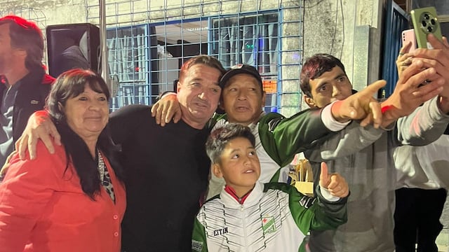 Más de mil madres fueron homenajeadas en el Club Alumni por la agrupación Dorrego y Marcelo Cresto.