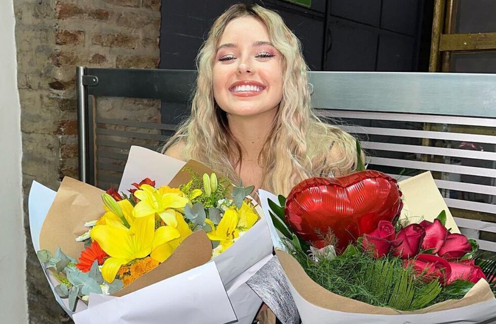 Coti Romero debutó en LAM y lució un jugado conjunto en su comienzo como “angelita”