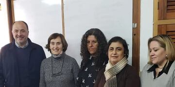 Pablo Garate entregó un subsidio a la Escuela Nº 2 de Tres Arroyos