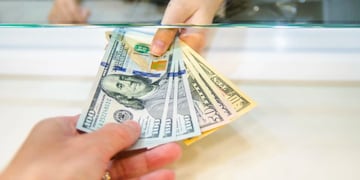 Después del virtual feriado cambiario, rehabilitarán la venta de dólares en los bancos a través de homebanking.