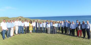 Piden declarar la inconstitucionalidad de la re reelección de intendentes en la provincia de Buenos Aires.