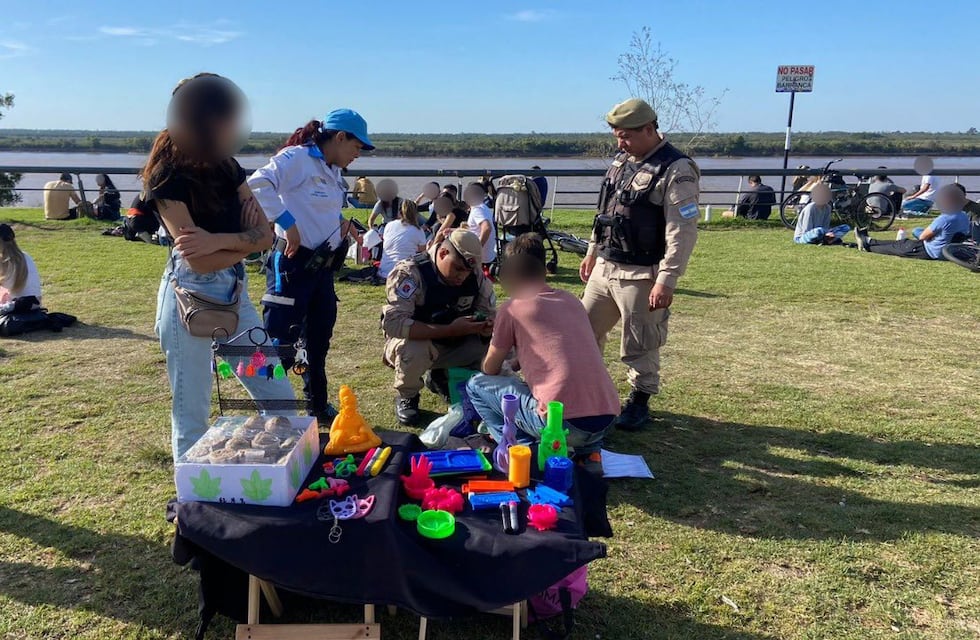 Demoran a pareja por venta de cupcakes con marihuana en un parque de Rosario