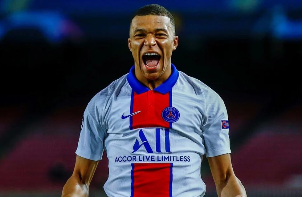 Champions League: con Mbappé imparable el PSG goleó 4-1 al Barcelona de Messi