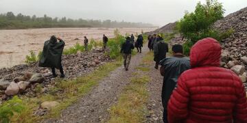 Intensa fue la búsqueda de Sheila Tolaba desde el lunes en el río Grande. El cuerpo de la niña fue hallado este miércoles unos quince kilómetros aguas abajo, en jurisdicción del departamento Palpalá.