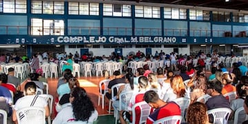 Los beneficiarios del interior recibirán su tarjeta alimentaria los días 17, 18 y, de ser necesario, el 19 de febrero.