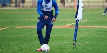 El colombiano Diego Valoyes, codiciado por otros clubes, y por ahora en Talleres (Prensa Talleres).