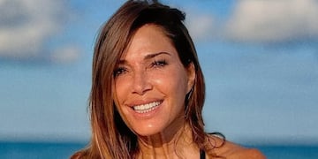 Desde la playa, Catherine Fulop se robó todas las miradas con una bikini ultra diminuta