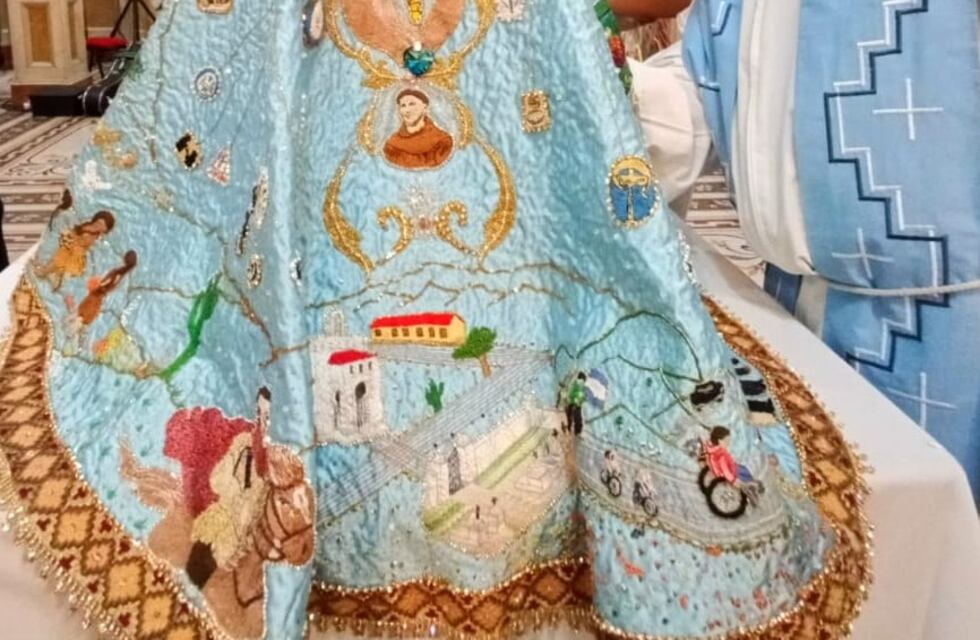 Por primera vez, el cambio del manto de la Virgen se transmitirá por las redes sociales