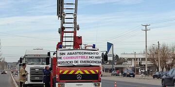 El reclamo que hicieron los Bomberos Voluntarios de Salto de las Rosas el Día de la Bandera.