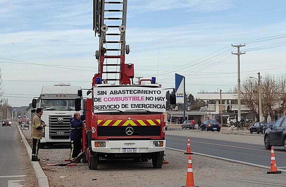 Los Bomberos Voluntarios de Salto de las Rosas casi paralizados por la falta de combustible
