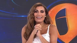 Flor de la V enamora a sus seguidores en las redes sociales.