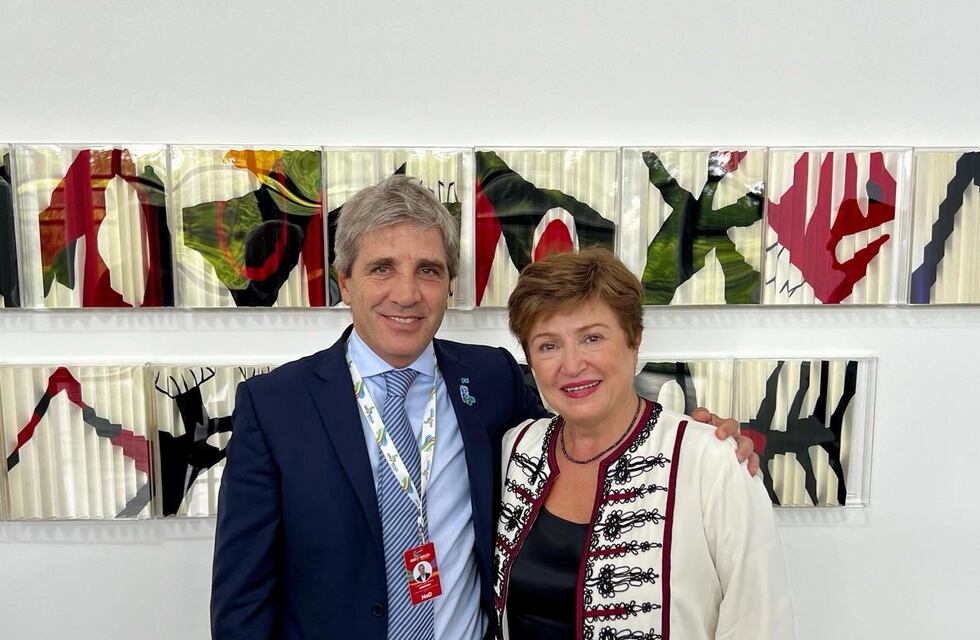 Caputo vuelve con elogios, pero sin plata: qué pasará con el cepo