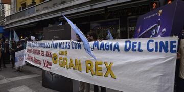 Insistieron con el cierre del cine.