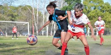 San Luis FC derrotó a Morón por 2-0 y acaricia el ascenso.