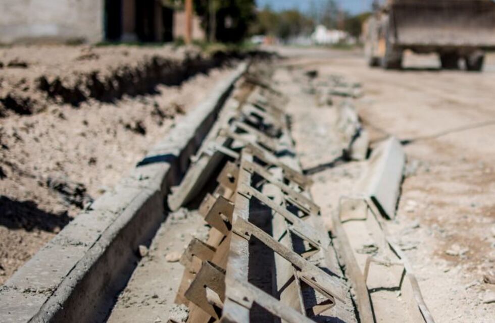 El Municipio y el IPV acordaron avanzar en la construcción de 35 casas en la Villa 25