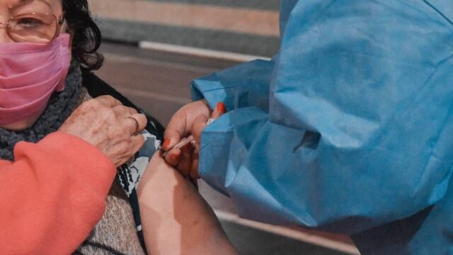 Puerto Piray: inoculación con la primera dosis de SPUTNIK V