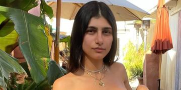 Mia Khalifa enamoró a sus fans con unas postales que compartió en Instagram.