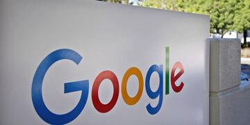 Google perdió una cifra millonaria contra un abogado mexicano, que los denunció por haber publicado información falsa sobre él. Foto: AP/Archivo.