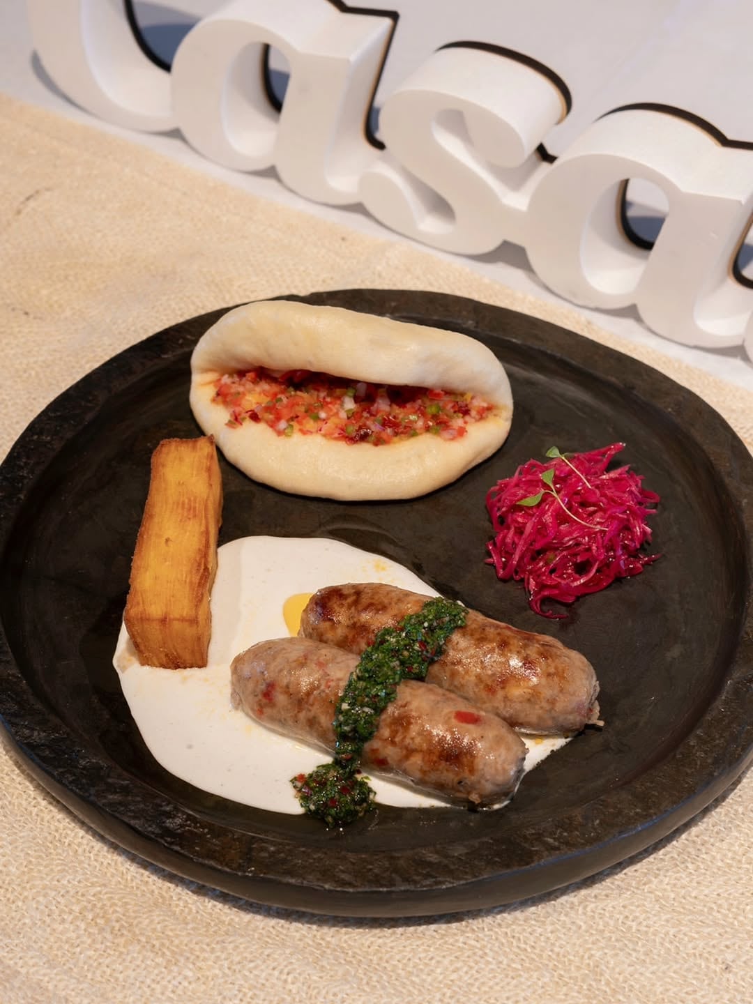 El choripán de Córdoba que se consagró en el torneo tiene pan bao y carne de cabrito.