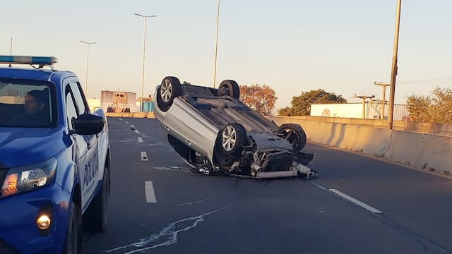 Uno de los siniestros viales ocurrió en avenida La Voz del Interior al 6.000. (Ramiro Pereyra / La Voz)