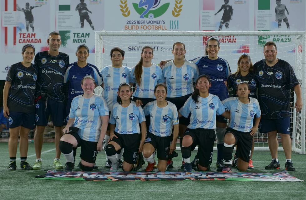 Con presencia cordobesa, Las Murciélagas brillaron en su debut en el Mundial