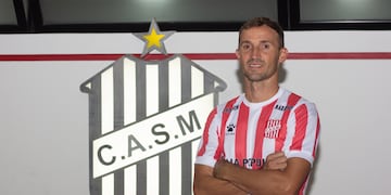 Ahora con la rojiblanca de San Martín, pero siempre Albiazul en el recuerdo de Talleres. Gonzalo Klusener cumplió 41 años y quiere más (San Martín).
