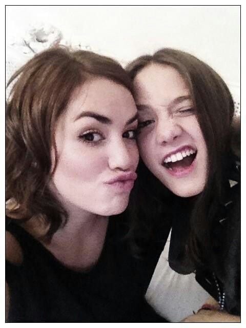 Lali Espósito y Ángela Torres.