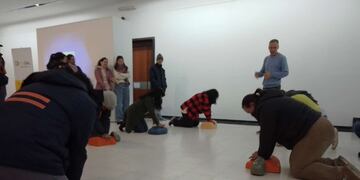 El ICEDeL capacitó en RCP y Primeros Auxilios