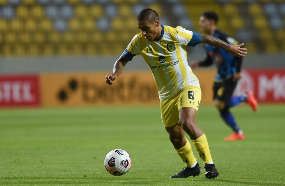 Central empató 1 a 1 con Huachipato, jugando casi todo el partido con uno menos