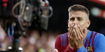 Gerard Piqué contó que los capitanes del Barcelona se bajarán el sueldo.