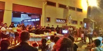Bomberos de Concordia recibieron donaciones.