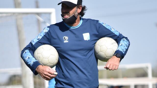 Carlos Bossio reemplazará a Hernán Medina como DT de Racing de Nueva Italia y debuta este domingo (Prensa Racing).