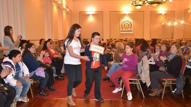 Desfile por la integración