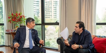 El vicegobernador a cargo del Ejecutivo y el presidente subrogante de la Legislatura repasaron la agenda.